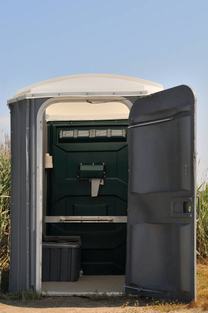 Best Portable restroom trailer rental  in Springville, AL